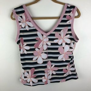 Baranda Tops - Baranda V-cut Blouse Baranda Tops - Baranda V-cut Blouse
